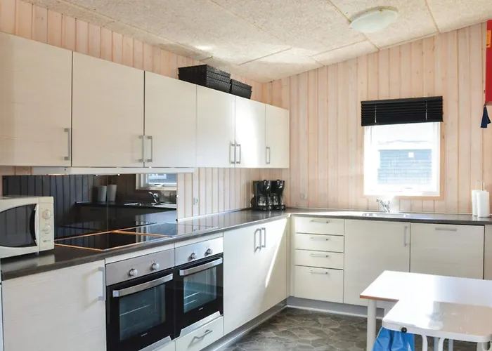 Σπίτι διακοπών 4 Star In *